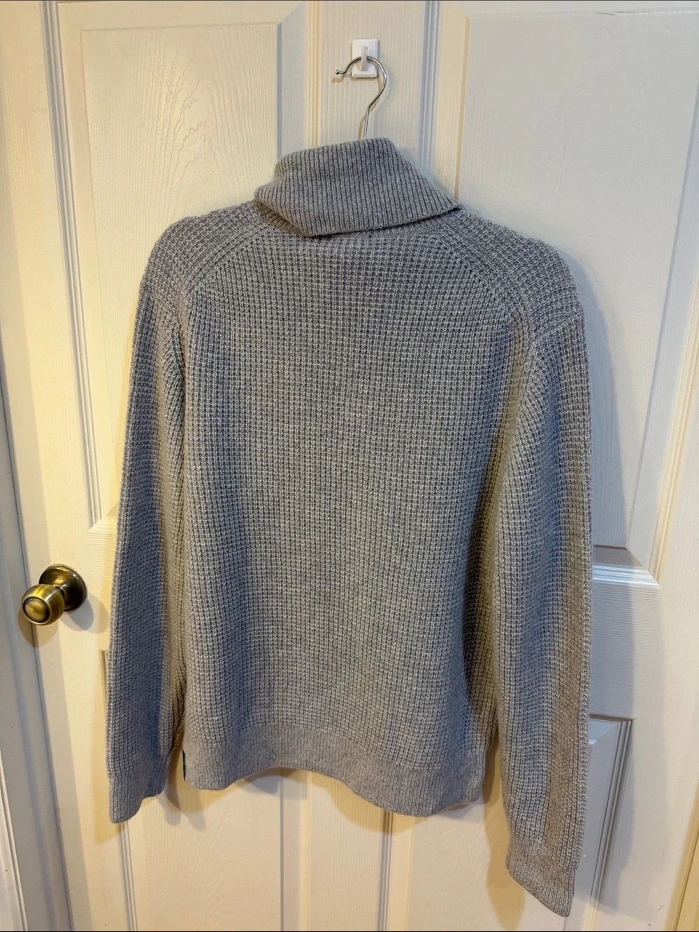 Todd Snyder Light Grey Heather Waffle Cashmere Turtleneck Sz M. New